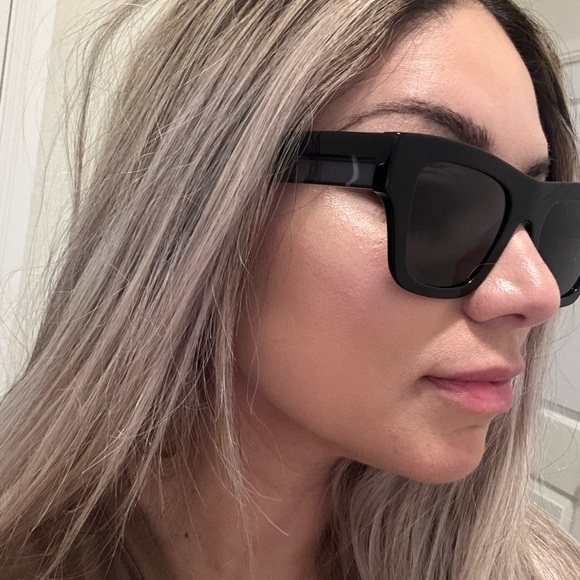 Burberry sunglasses - Picture 4 of 10